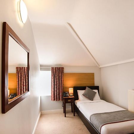 Oyo The Regency, Clifton Bristol Hotel Exterior photo