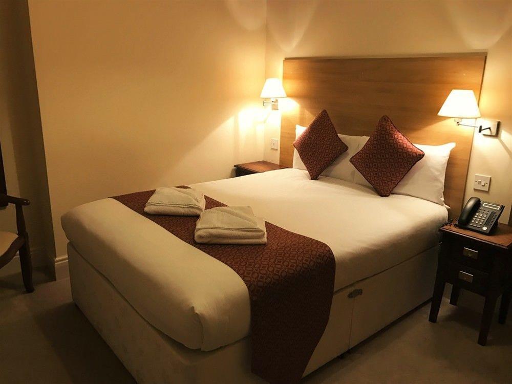 Oyo The Regency, Clifton Bristol Hotel Exterior photo